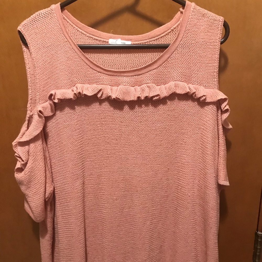 Only selling because it doesn’t fit anymore.